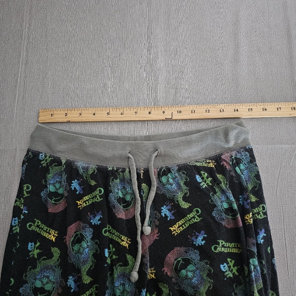 Disney Pirates Of The Caribbean Black Sleep Pajama Lounge Capri Pants XL - Picture 4 of 5